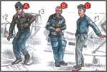 German Pilots (2 fig.) And Mechanic WW II