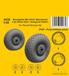 Beufighter Mk.VI/X/21 Mainwheels - Late Wheel Disk / Hexagonal Tread Pattern 1/48